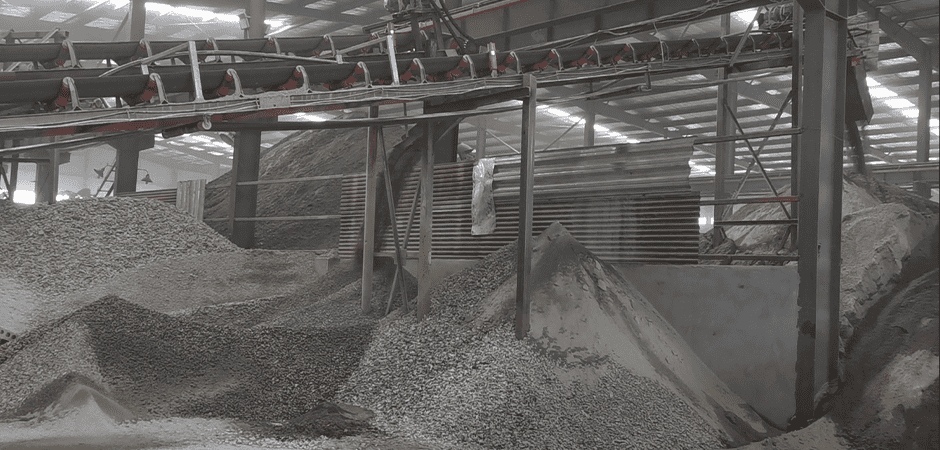 時(shí)產(chǎn)100噸河卵石制砂湖北襄陽(yáng)客戶現(xiàn)場(chǎng)